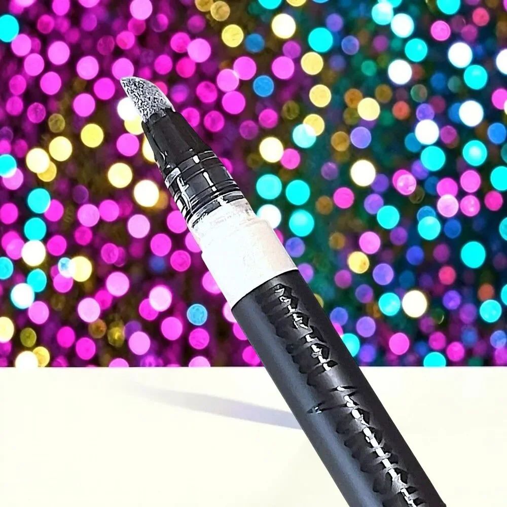 Kat Von D Metal Crush Liquid Highlighter, Helix  1.8ml New In Box